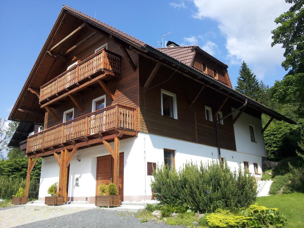 Apartmány Base Camp Železná Ruda Exterior foto