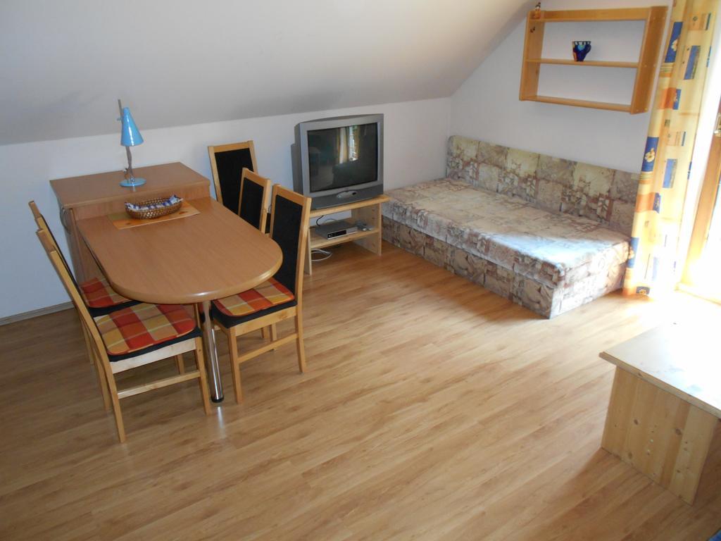 Apartmány Base Camp Železná Ruda Exterior foto