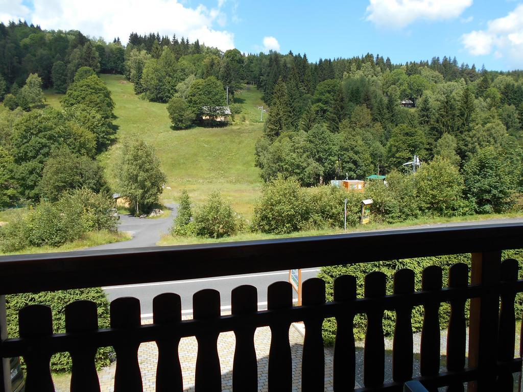 Apartmány Base Camp Železná Ruda Exterior foto